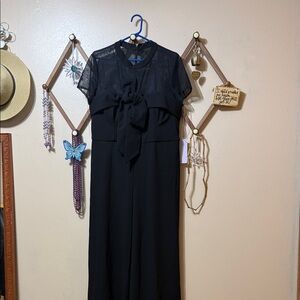 Chic Black Lace Jumpsuit